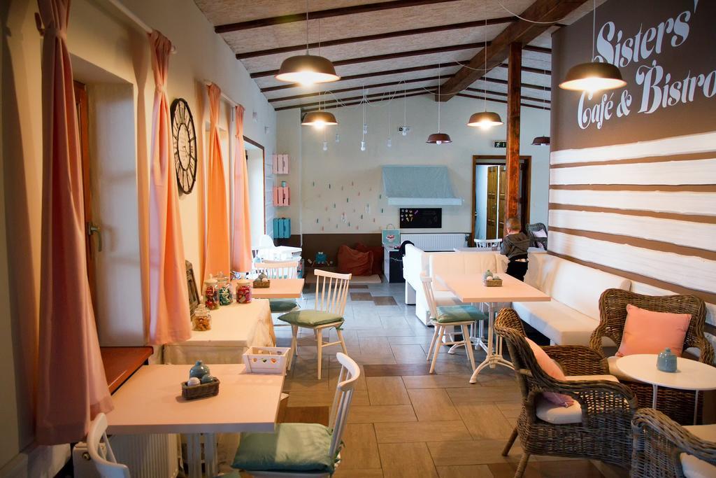 Camp Alpa Otel Ostrovačice Dış mekan fotoğraf