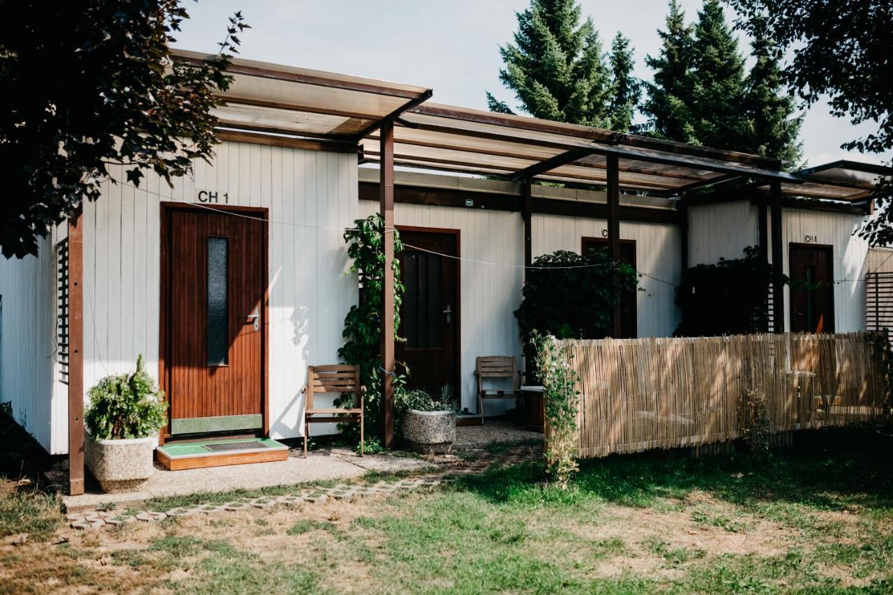Camp Alpa Otel Ostrovačice Dış mekan fotoğraf